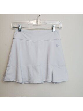 Dona Jo pleated skirt/skort in white
